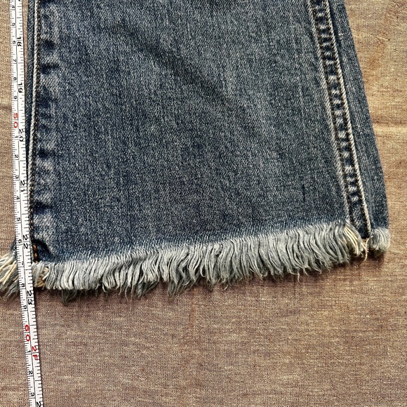 Madewell Petite Cali Demi-Boot Jeans in Comfort Stretch: Eco Edition - Picture 5 of 13